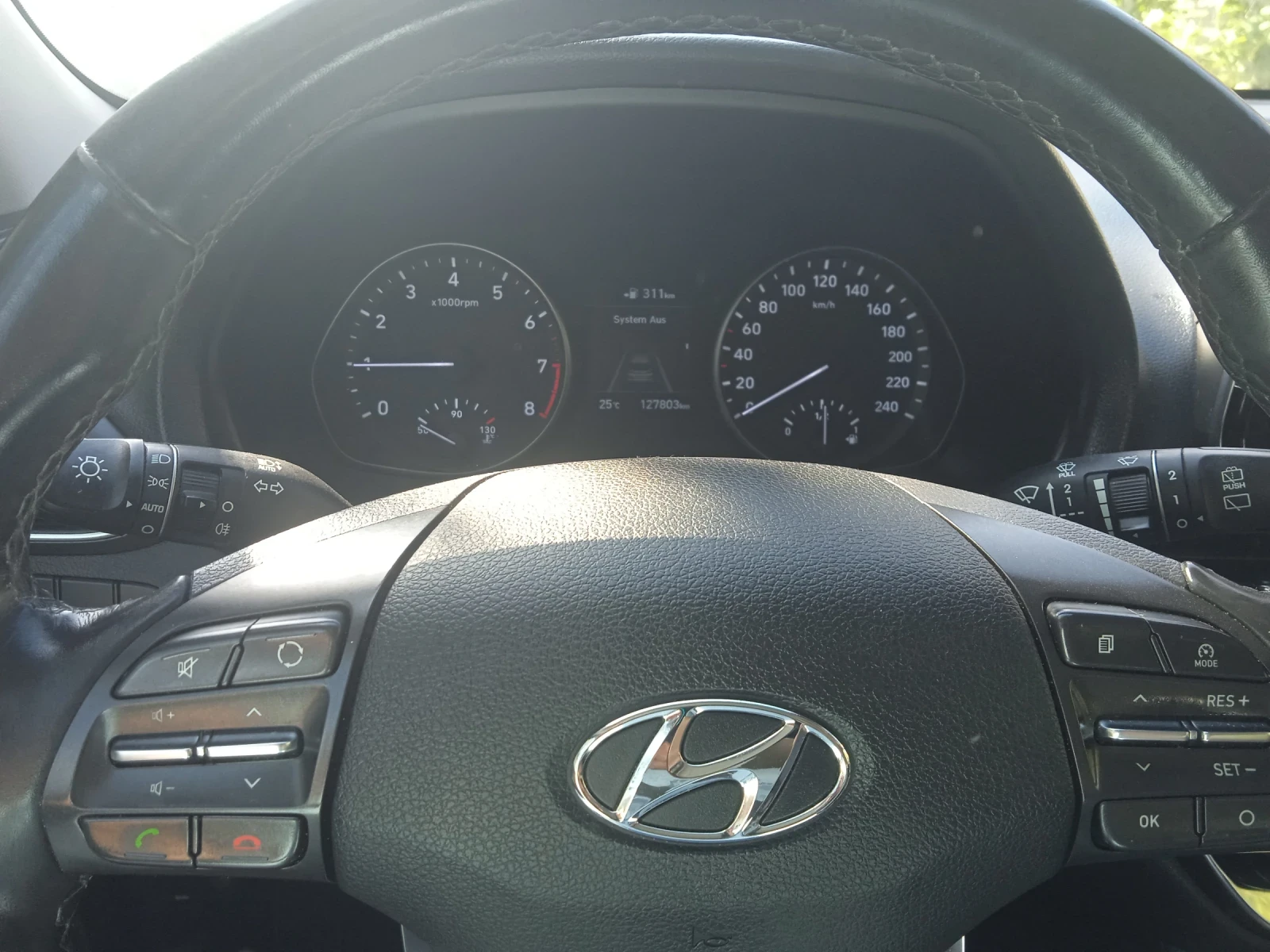 Hyundai I30 1.4i, снимка 12 - Автомобили и джипове - 56192293