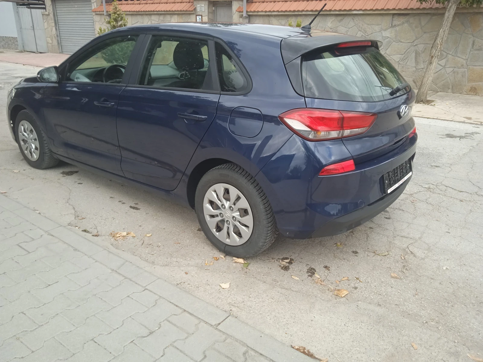 Hyundai I30 1.4i, снимка 5 - Автомобили и джипове - 56192293