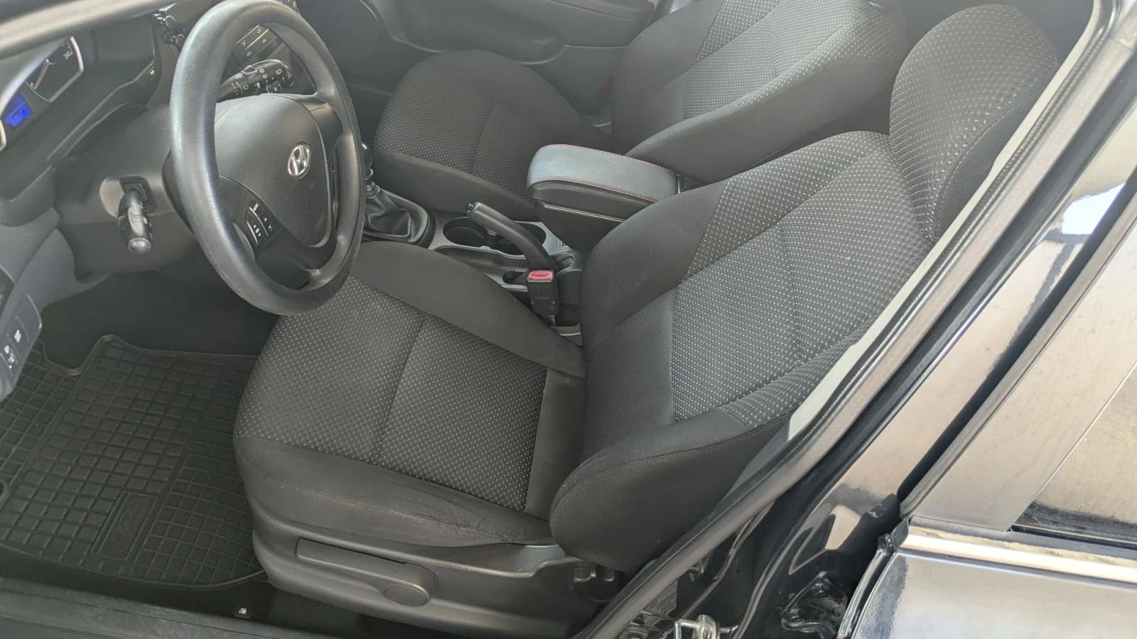Hyundai I30 CarPlay, Bluetooth audio, ГАЗ, снимка 10 - Автомобили и джипове - 56361564