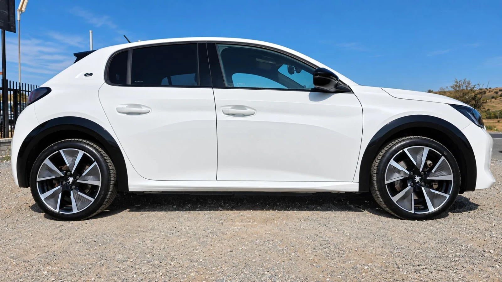 Peugeot 208 EV-GT Line-ELECTRIC-50Kwh | Mobile.bg � ����������� 3