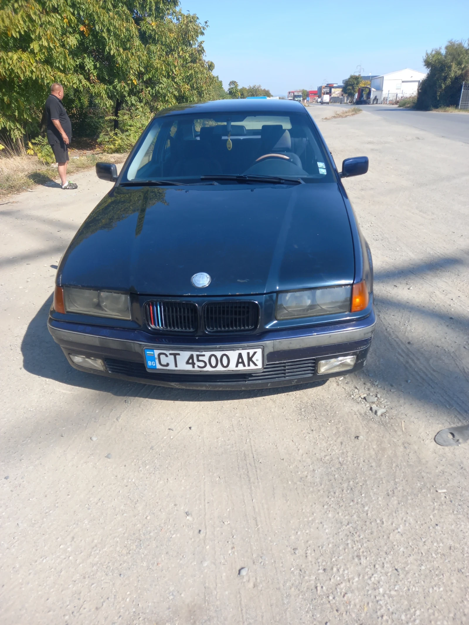 BMW 318, снимка 4 - Автомобили и джипове - 56476249