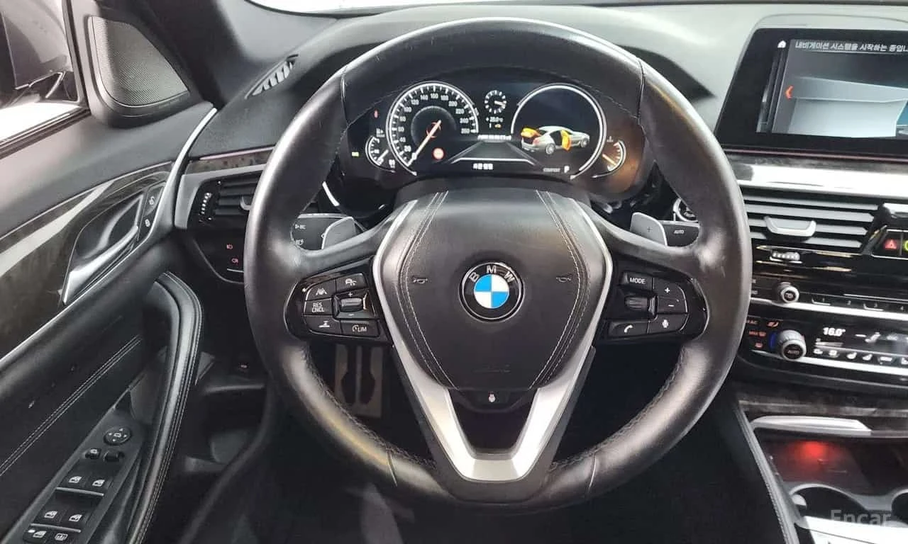 BMW 530 * M Sport * DISPLAY KEY * ��������� * HEAD UP *  | Mobile.bg � ����������� 12