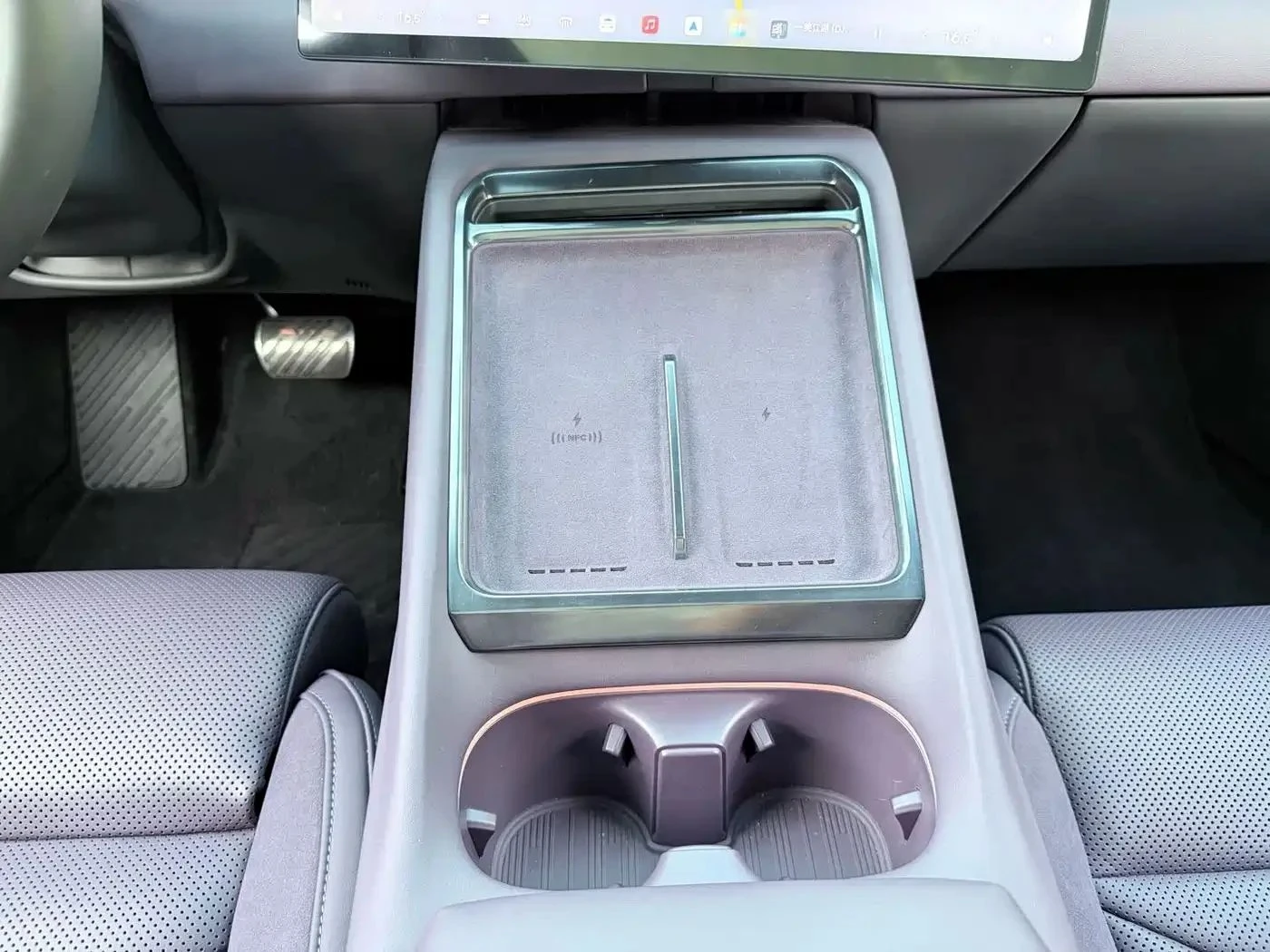 Xpeng P7, снимка 14 - Автомобили и джипове - 56687601