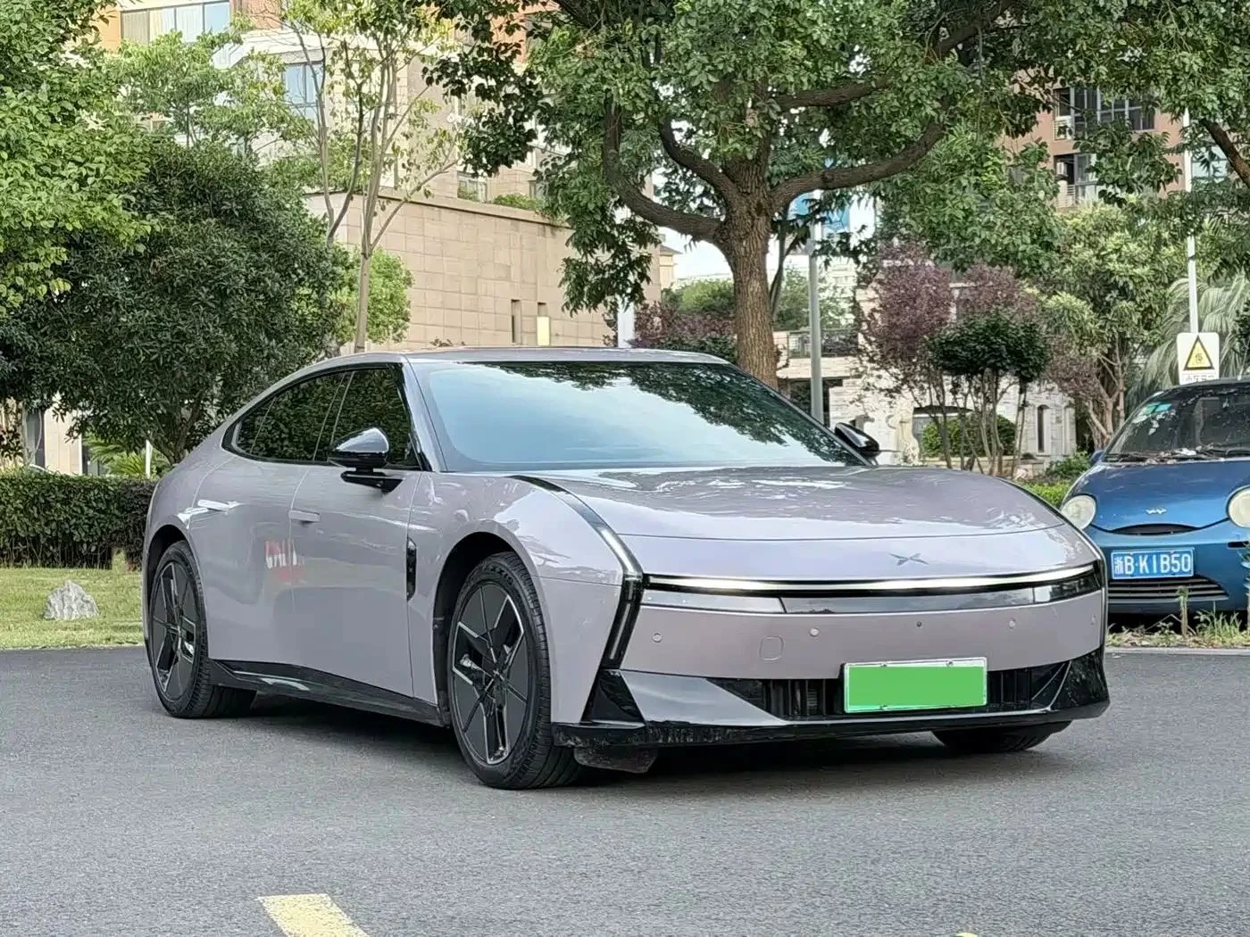 Xpeng P7, снимка 3 - Автомобили и джипове - 56687601