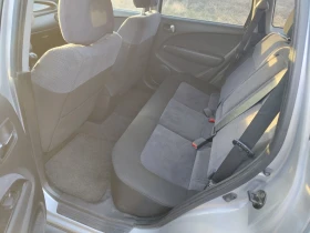 Обява за продажба на Mitsubishi Outlander 2.4 газ- бензин 4?4 ~6 800 лв. - изображение 8