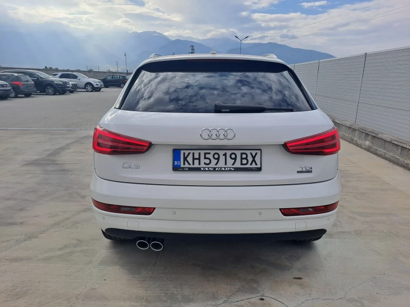 Audi Q3 2, 0TDI quattro , снимка 4 - Автомобили и джипове - 47109118