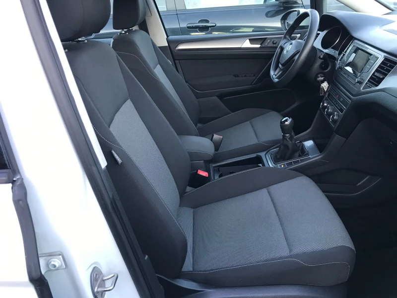 VW Sportsvan 1.6tdi-90kc.-face, снимка 9 - Автомобили и джипове - 51919847