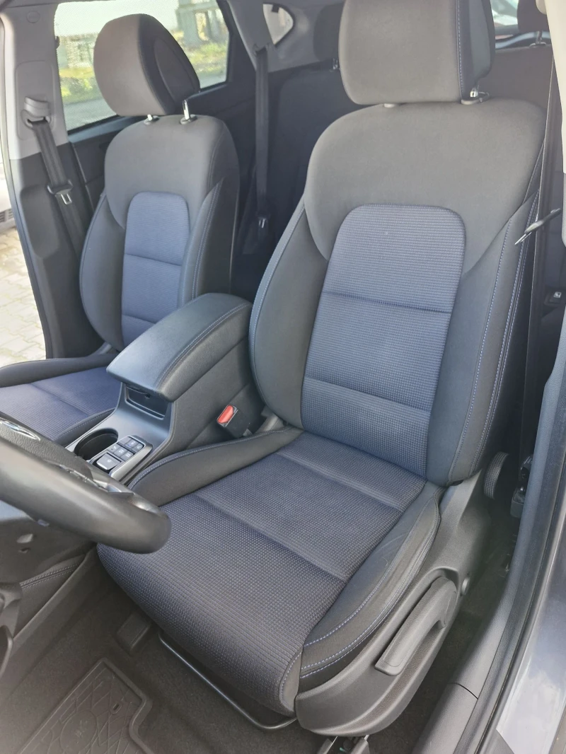 Hyundai Tucson 1.7 CRDI , снимка 10 - Автомобили и джипове - 52913130