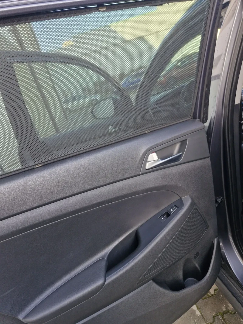 Hyundai Tucson 1.7 CRDI , снимка 13 - Автомобили и джипове - 52913130