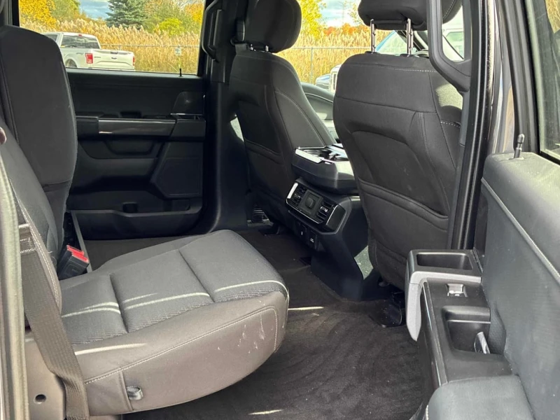 Ford F150 * 4WD SuperCrew 5.5' Box * CARFAX * ЦЕНА ДО БГ, снимка 10 - Автомобили и джипове - 53061193