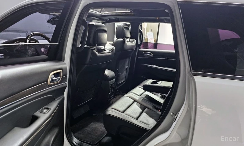 Jeep Grand cherokee, снимка 11 - Автомобили и джипове - 53124006