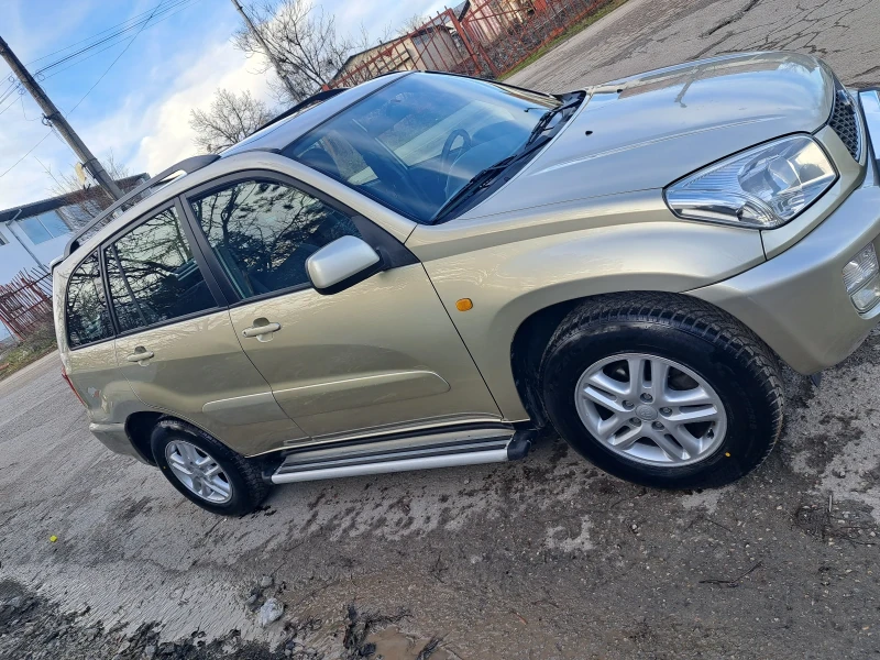 Toyota Rav4 2.0 i, снимка 5 - Автомобили и джипове - 53353402
