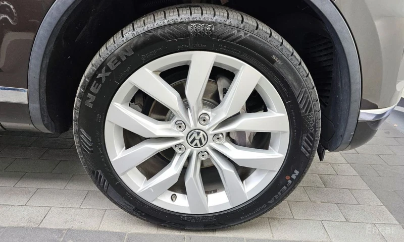 VW Touareg, снимка 5 - Автомобили и джипове - 53562986