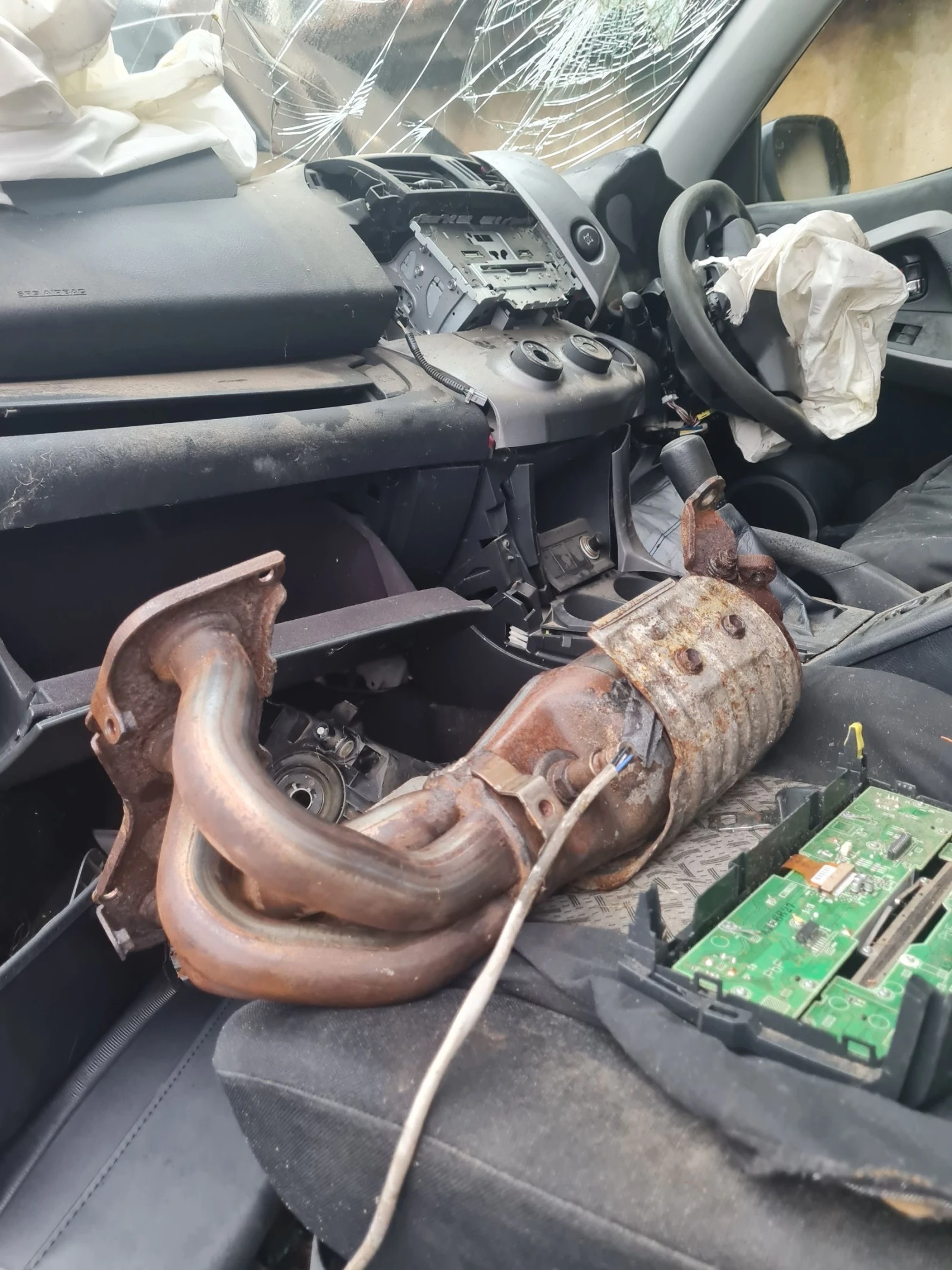 Toyota Rav4 2.0vvti | Mobile.bg — изображение 11