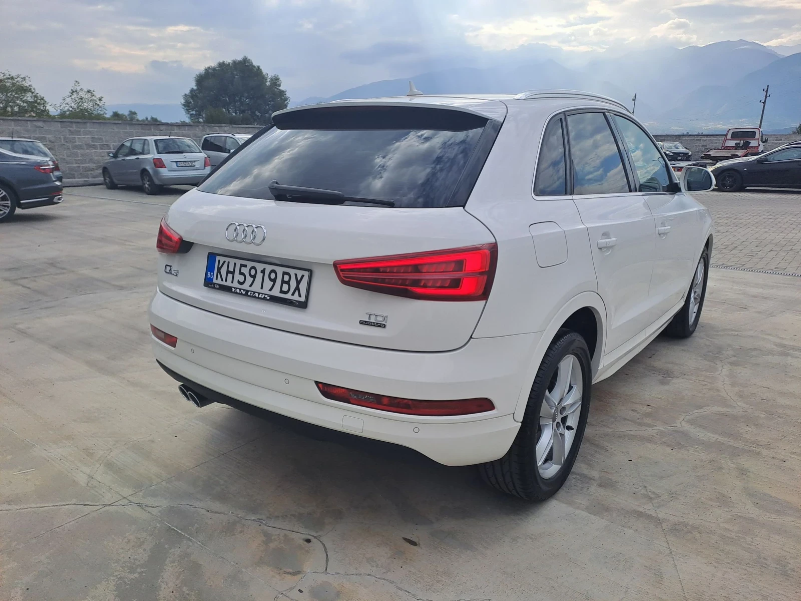 Audi Q3 2, 0TDI quattro  - изображение 3