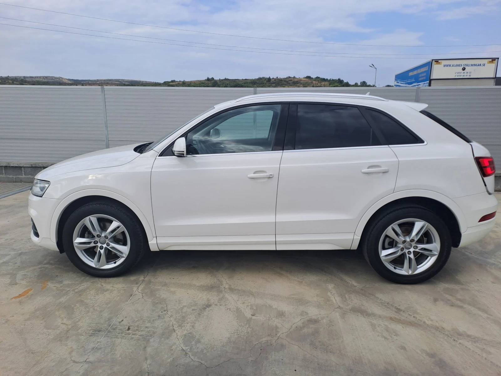 Audi Q3 2, 0TDI quattro  - изображение 6