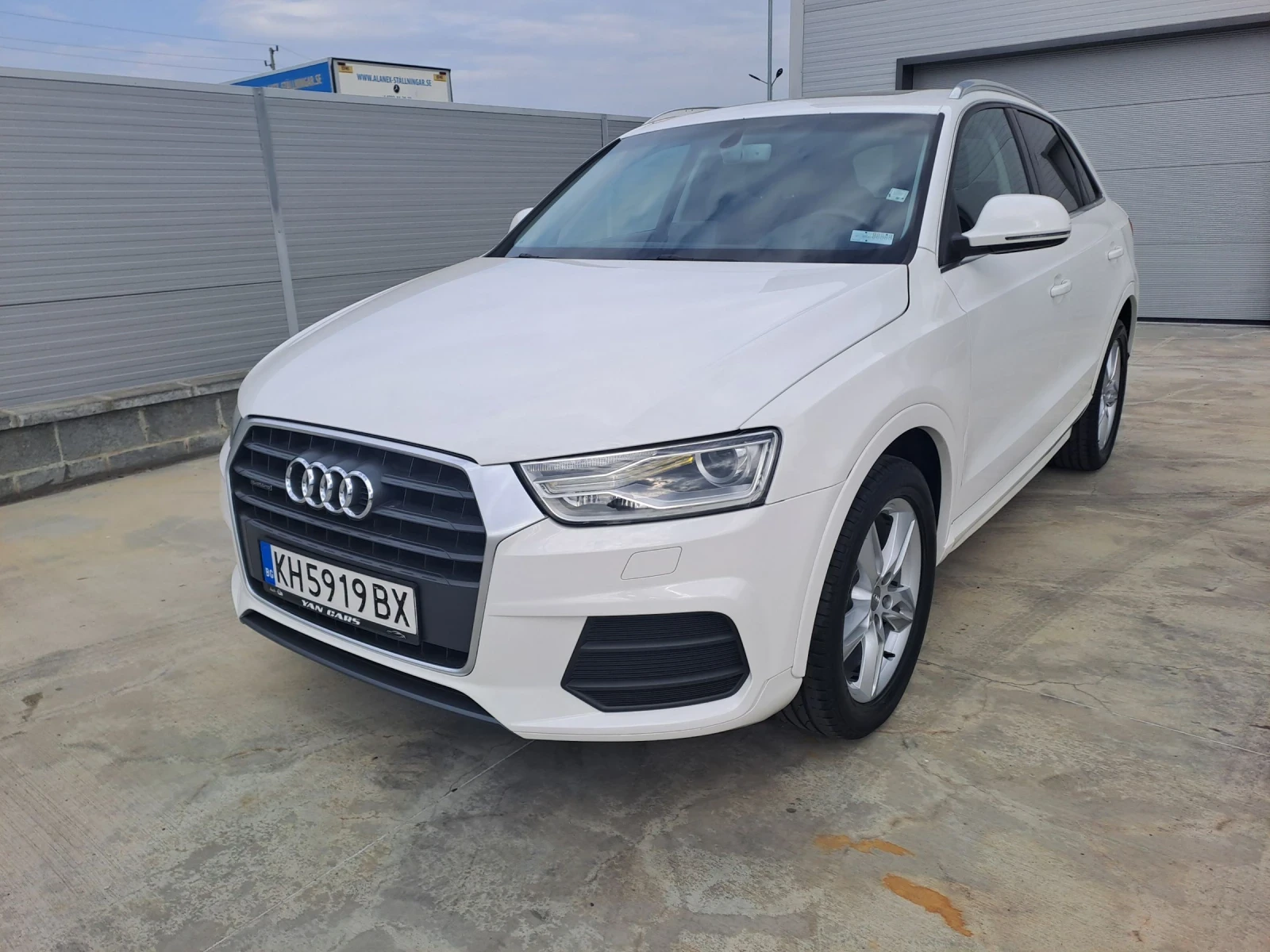 Audi Q3 2, 0TDI quattro  - изображение 7