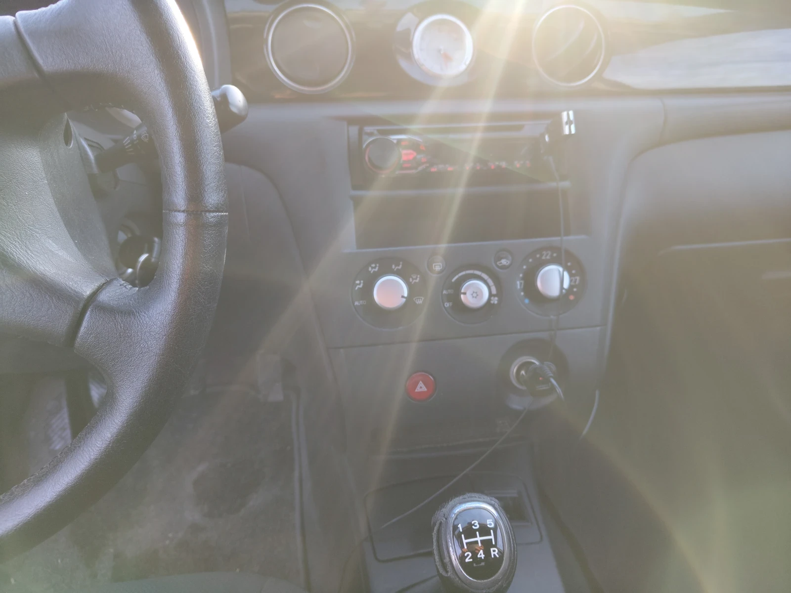 Mitsubishi Outlander 2.4 газ- бензин 4?4 - изображение 10