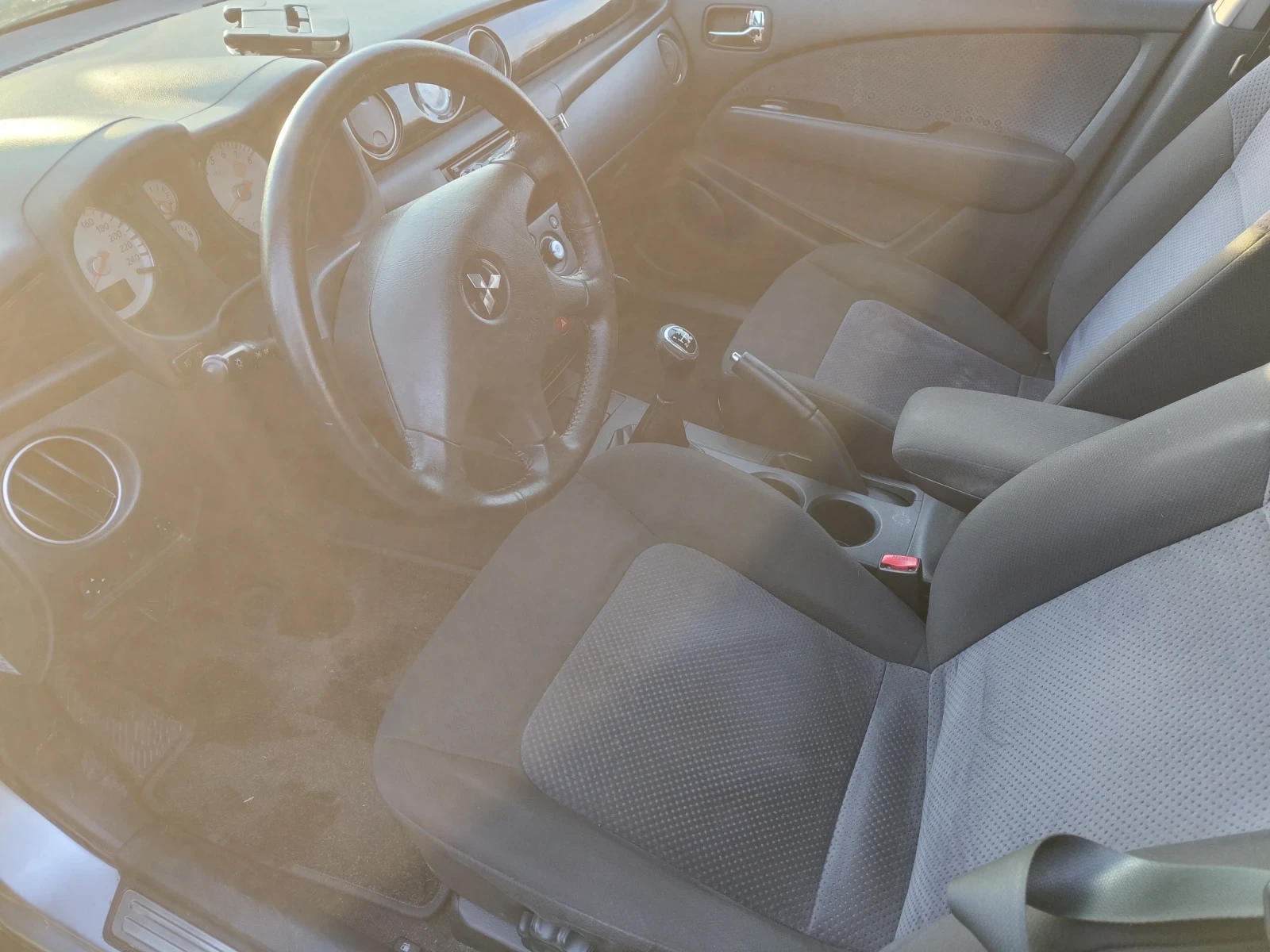 Mitsubishi Outlander 2.4 газ- бензин 4?4 - изображение 8