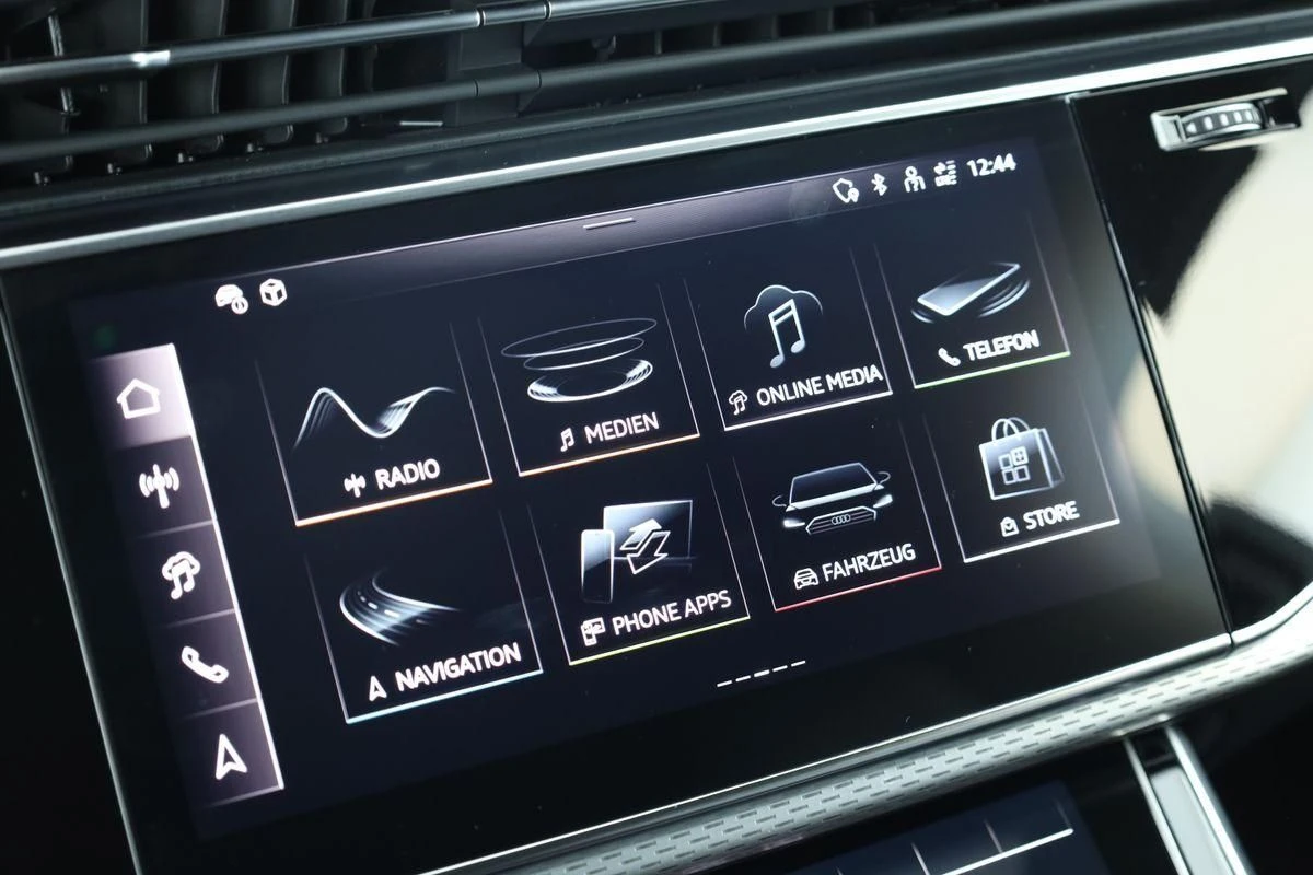 Audi SQ7 TFSI/FACELIFT/S-SEATS/BLACK OPTIC/PANO/B&O/7-МЕСТ/ - изображение 10