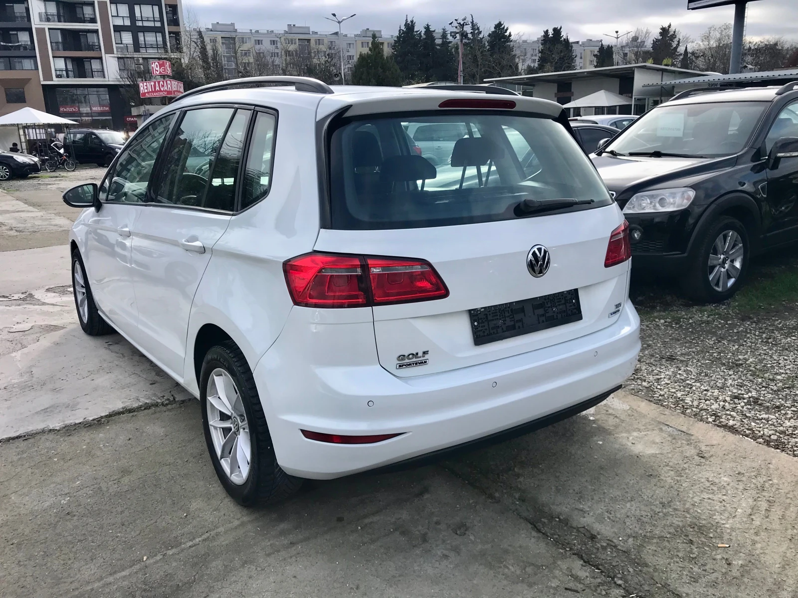 VW Sportsvan 1.6tdi-90kc.-face - изображение 5