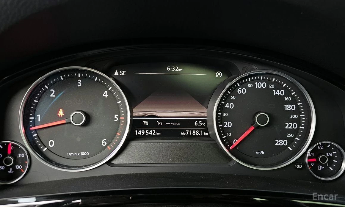 VW Touareg  - изображение 8