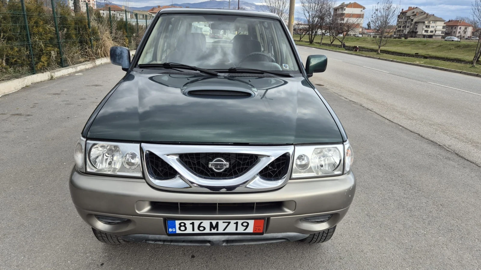 Nissan Terrano 2.4, 4х4 7 местен с метан - изображение 3