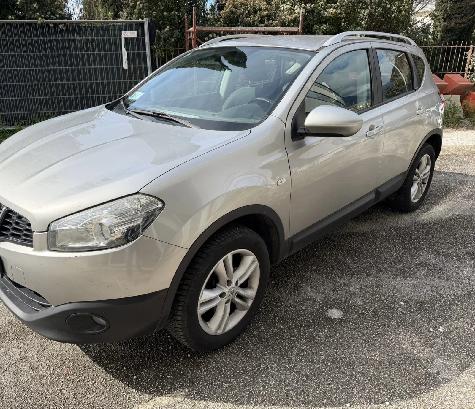 Nissan Qashqai 1.6 газ заводска BRC, снимка 1 - Автомобили и джипове - 53829528