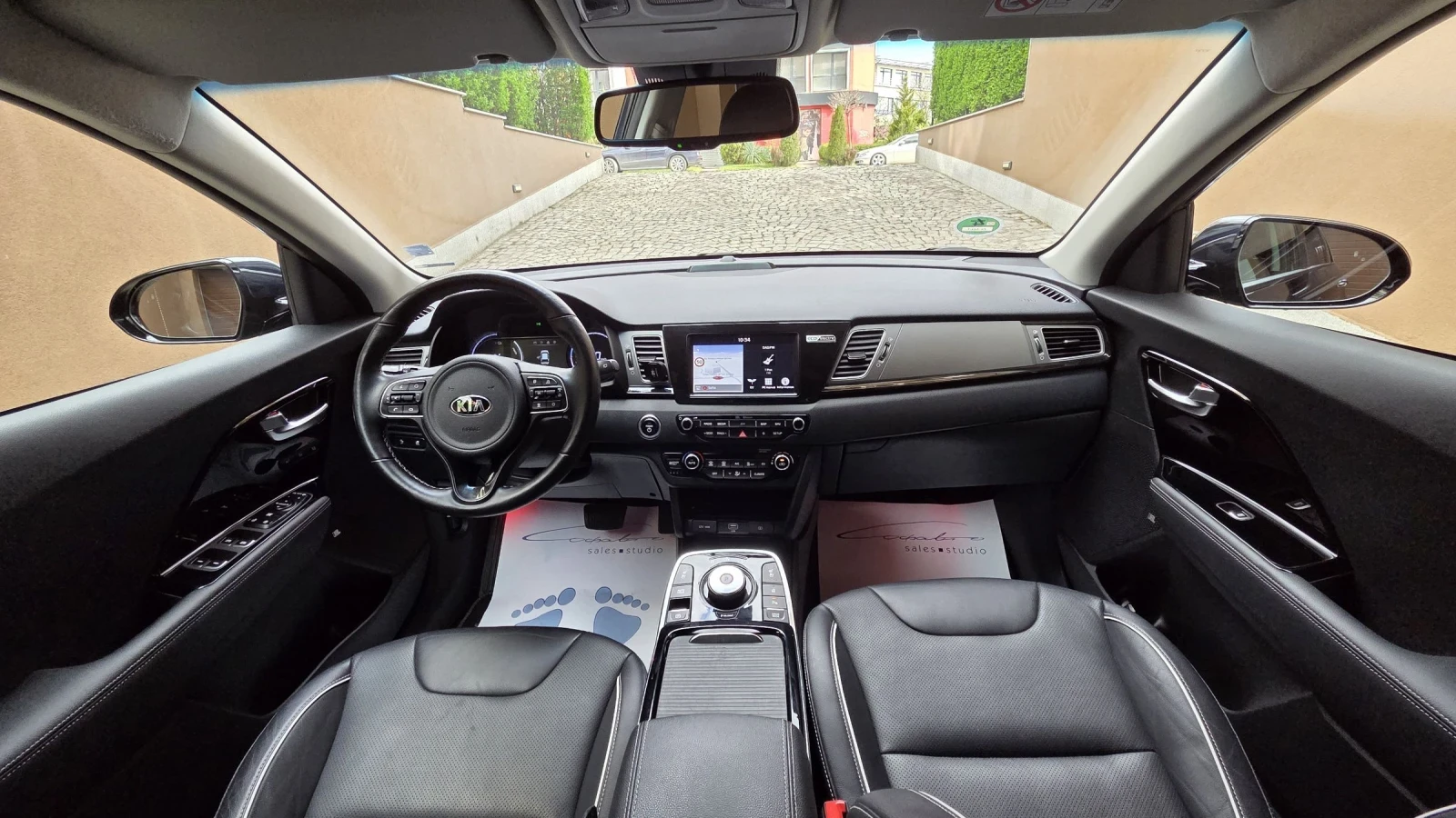 Kia Niro 64KWh/Premium/SOH100%, снимка 11 - Автомобили и джипове - 54083309