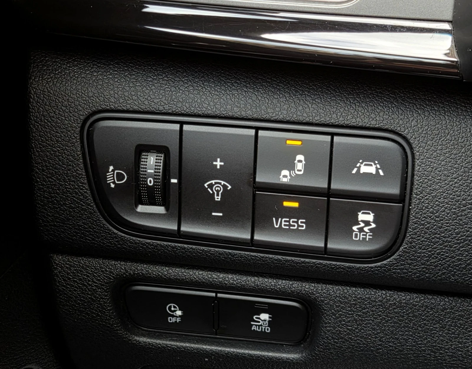 Kia Niro 64KWh/Premium/SOH100%, снимка 13 - Автомобили и джипове - 54083309