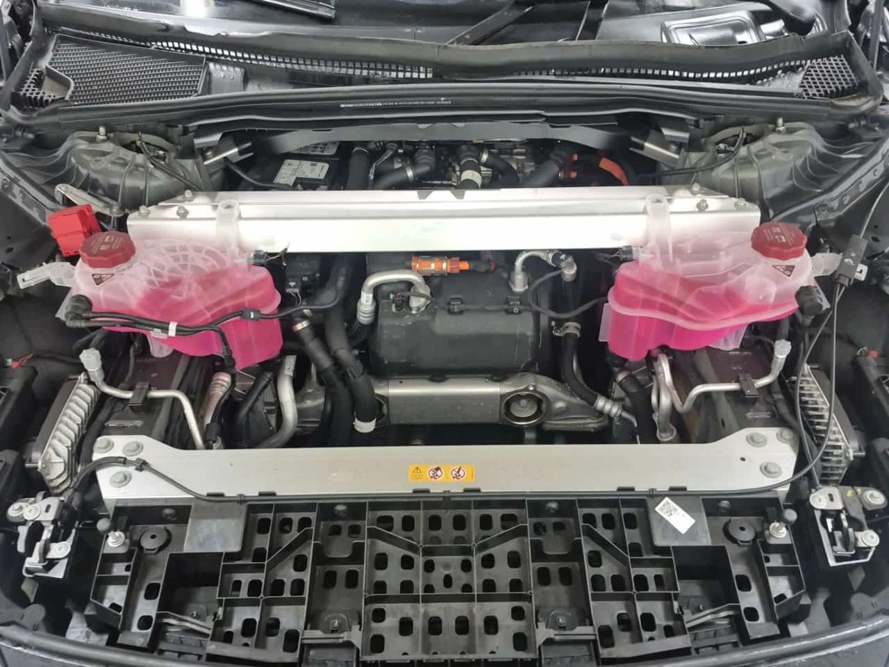 Mercedes-Benz EQE 500 | AMG LINE | DIGITAL LIGHT | EXCLUSIVE TRIM | , снимка 17 - Автомобили и джипове - 54137346