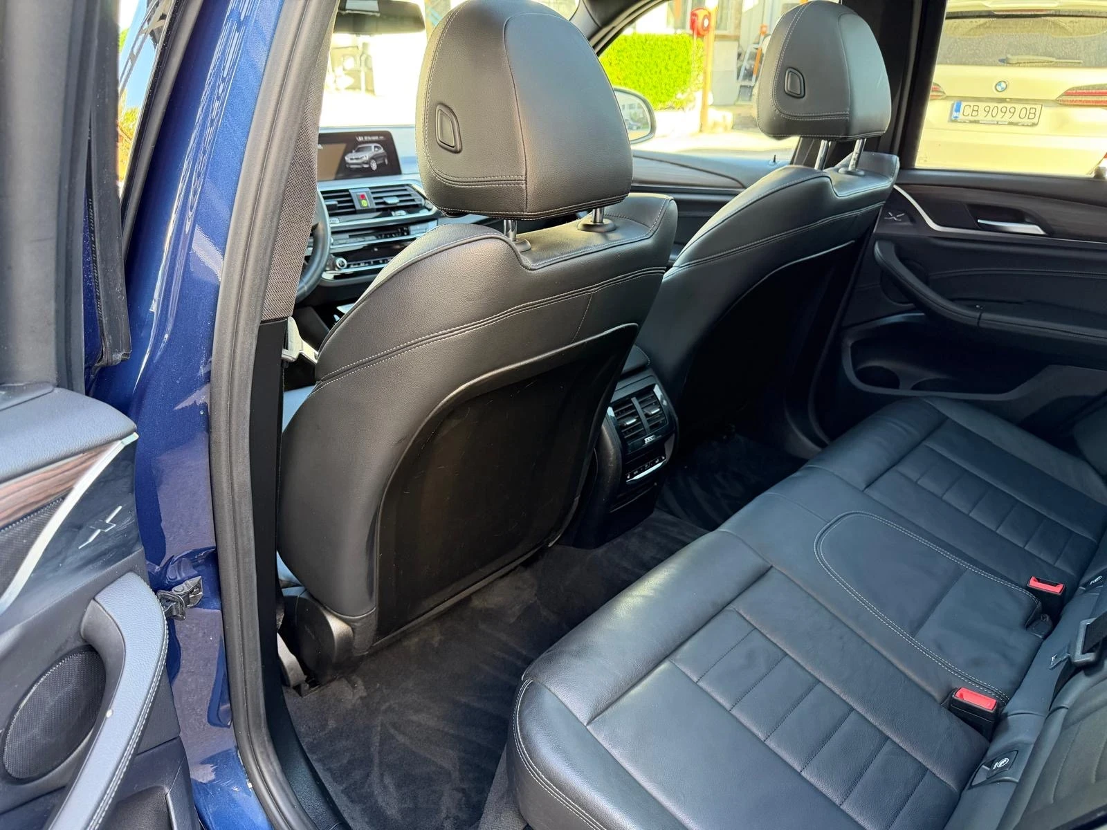 BMW X3 M40i xDrive ADAPTIVE | ДИСТРОНИК, снимка 13 - Автомобили и джипове - 54335314
