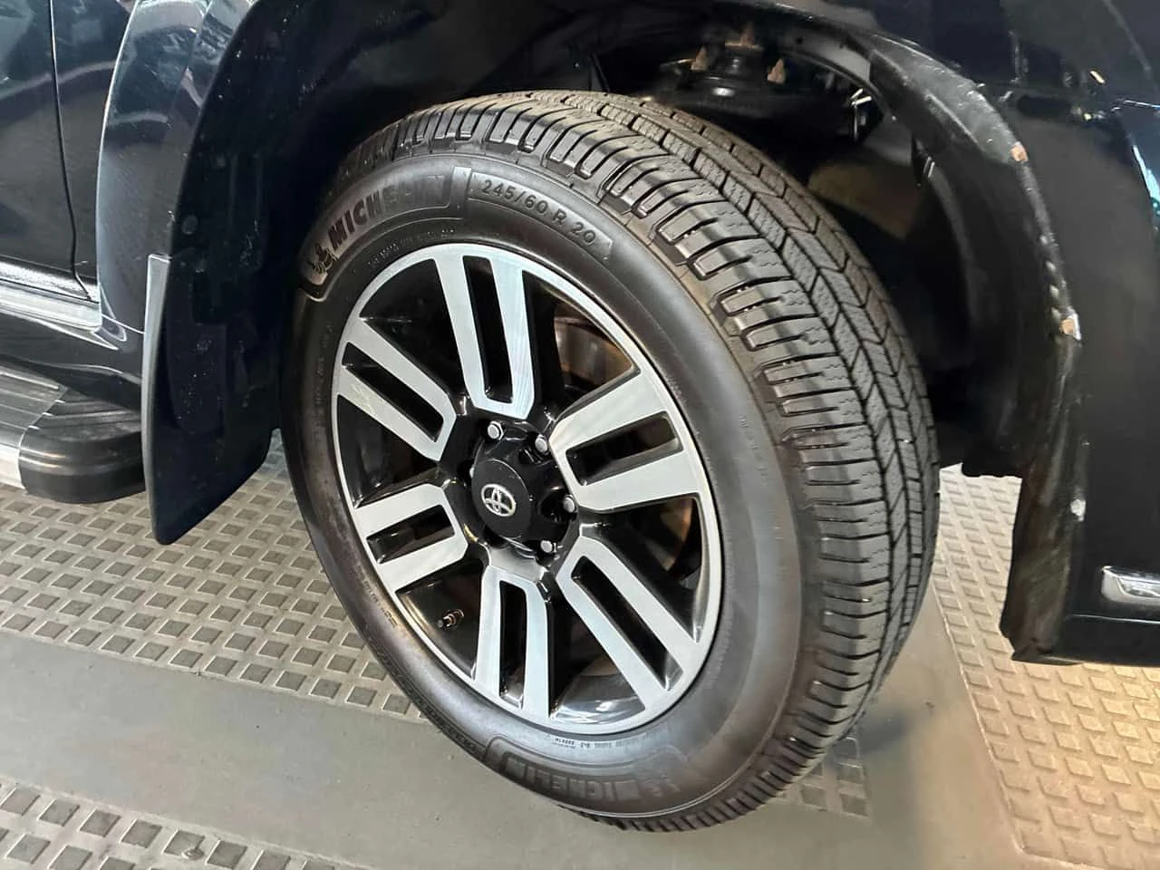 Toyota 4runner * 4WD * CARFAX * ��������� * ���� * KEYLESS | Mobile.bg � ����������� 7