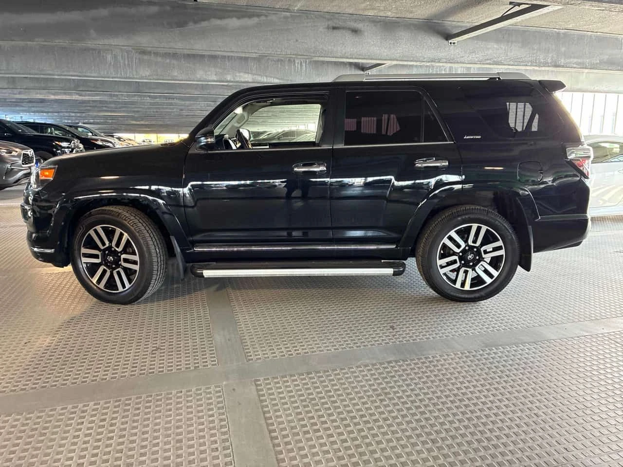 Toyota 4runner * 4WD * CARFAX * ��������� * ���� * KEYLESS | Mobile.bg � ����������� 2