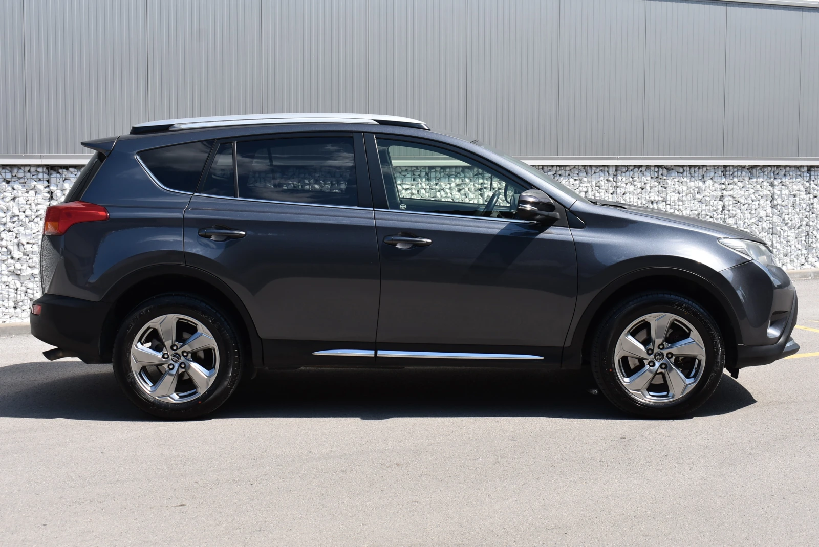 Toyota Rav4 2.0D4D/125kc= KEYLESSGO= ITALY= ОТЛИЧНА!!!, снимка 6 - Автомобили и джипове - 55003334