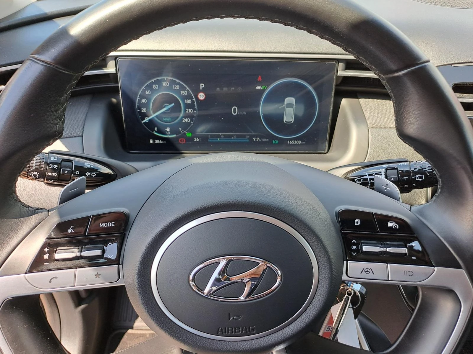 Hyundai Tucson TREND/265HP/СЕРТИФ. БАТЕРИЯ/4x4/CAM/293h, снимка 8 - Автомобили и джипове - 55233461