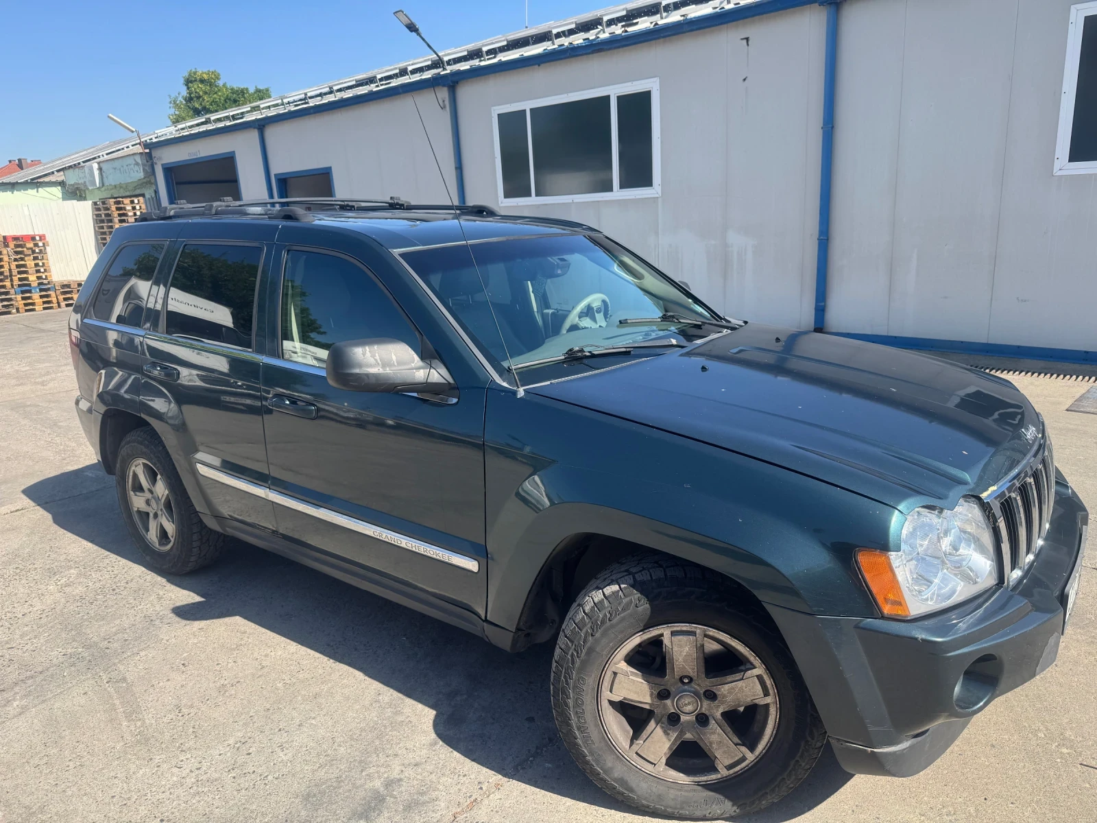 Jeep Grand cherokee, снимка 3 - Автомобили и джипове - 55652304
