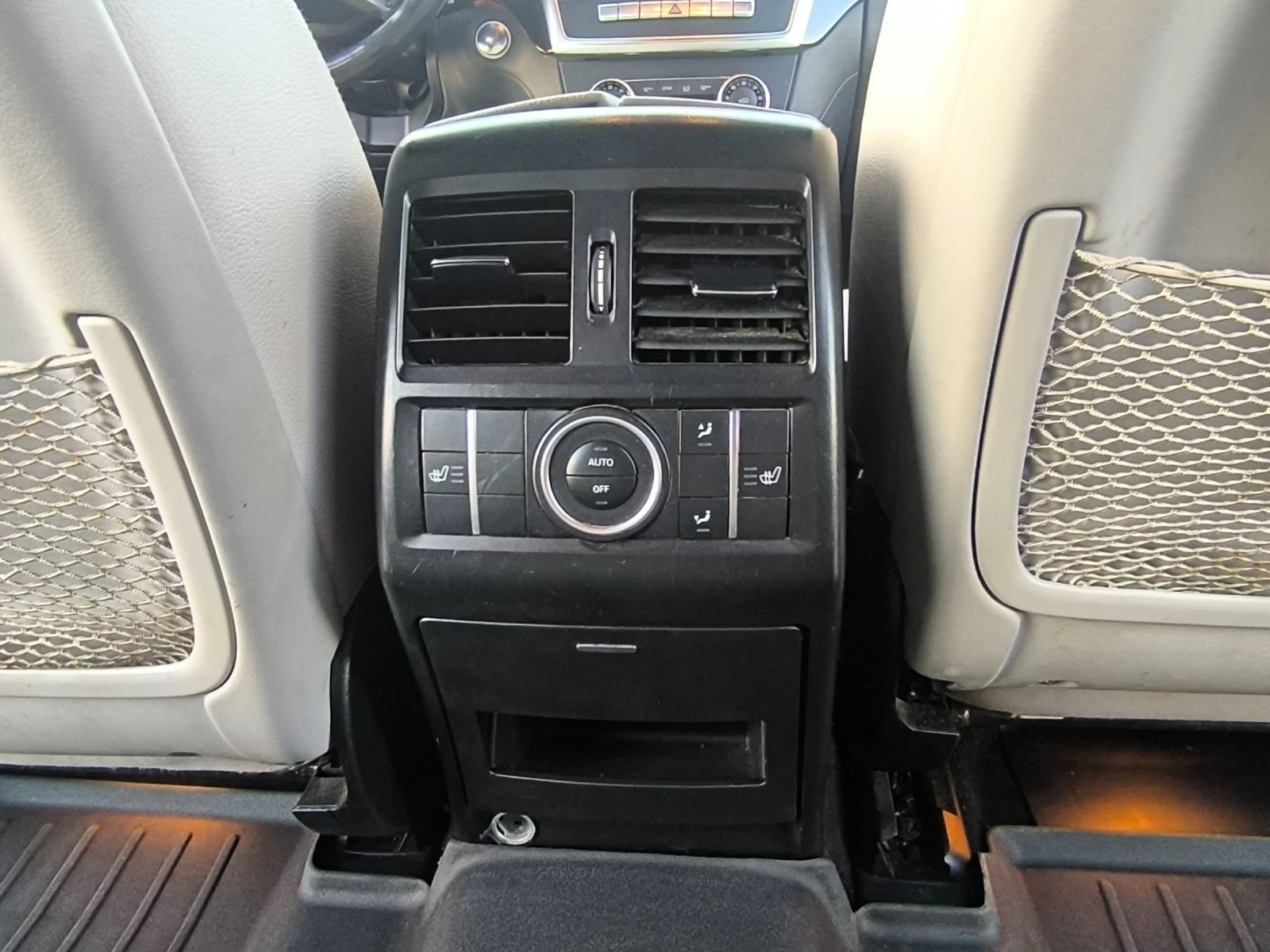 Mercedes-Benz ML 350, снимка 11 - Автомобили и джипове - 55770596