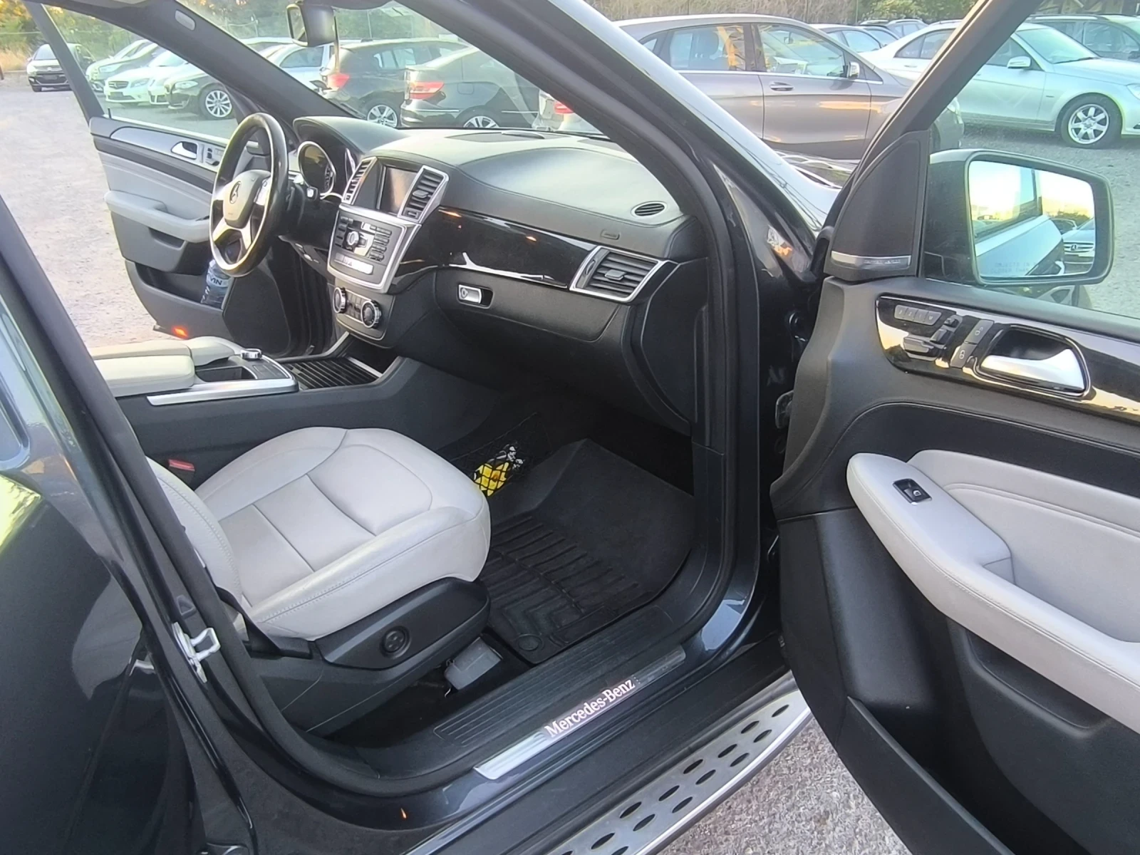Mercedes-Benz ML 350, снимка 15 - Автомобили и джипове - 55770596