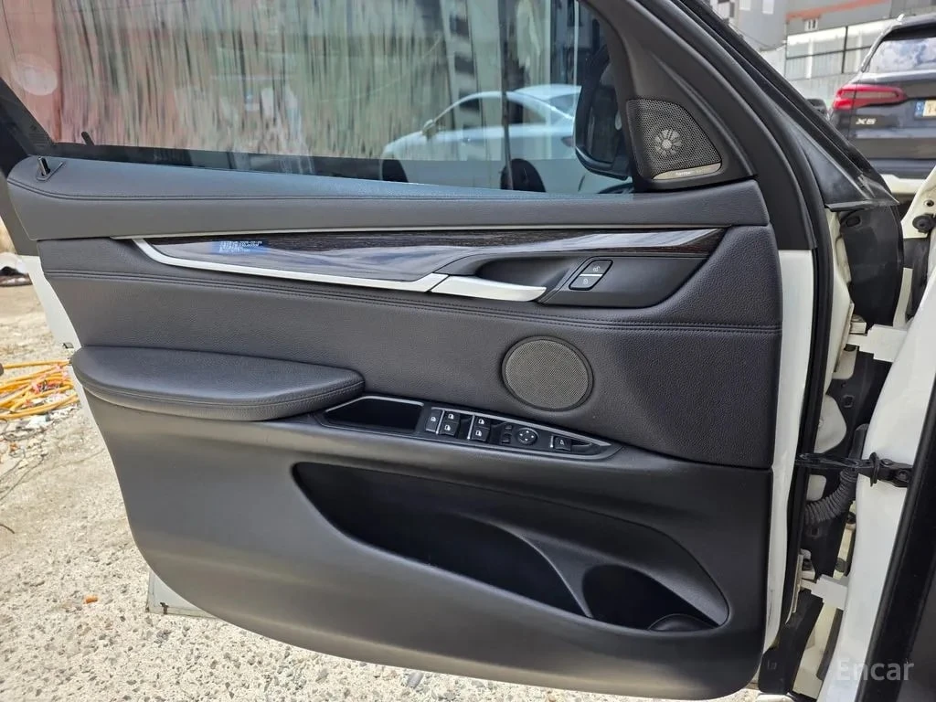BMW X6 * xDrive 30d * ЦЕНА ДО БГ, снимка 15 - Автомобили и джипове - 56156426