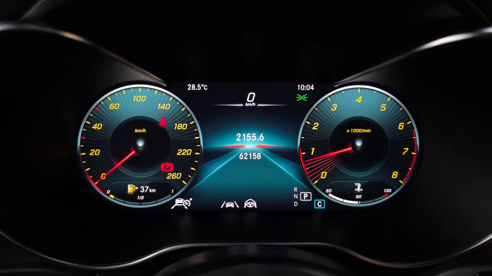 Mercedes-Benz GLC GLC300 4MATIC | HUD | 360  | Адаптивен круиз, снимка 8 - Автомобили и джипове - 56213373