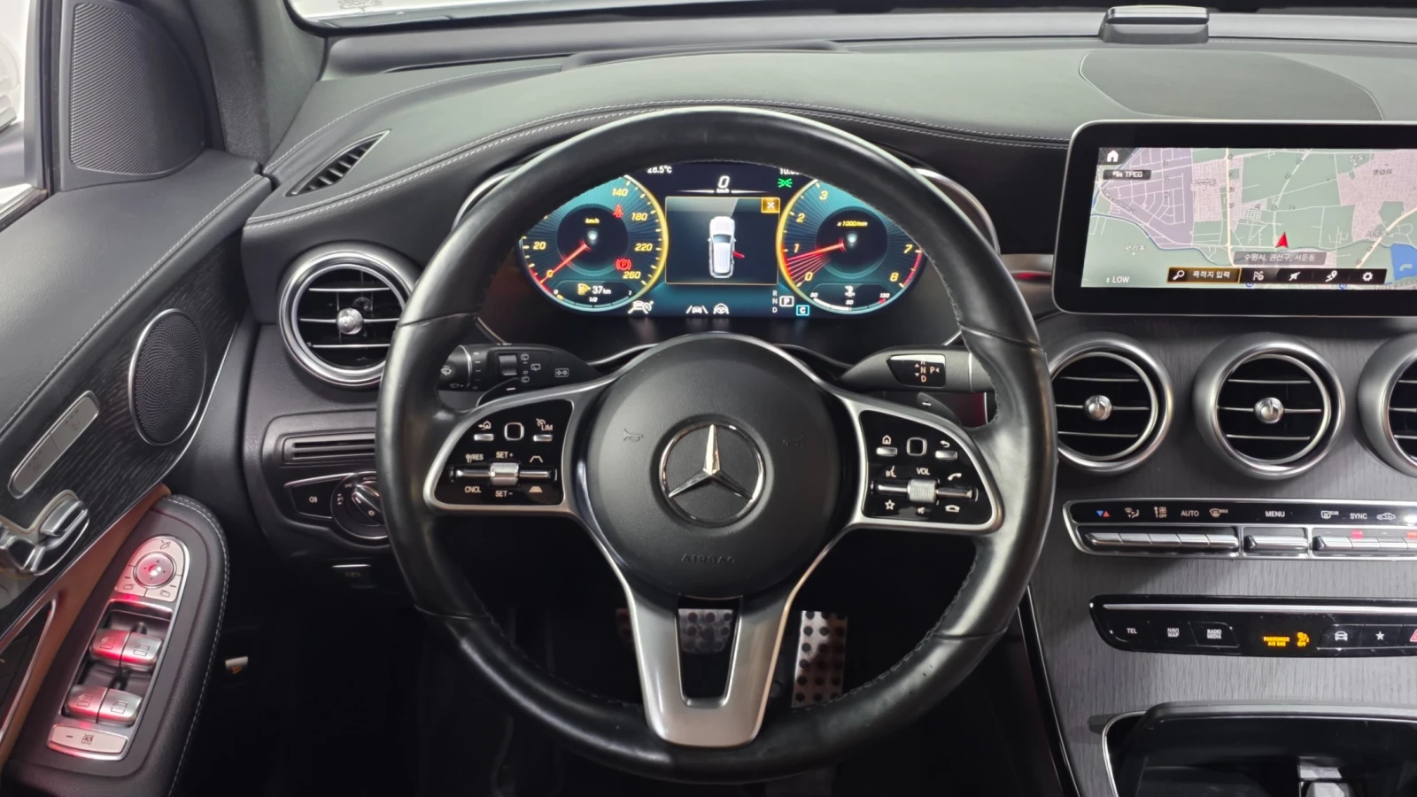 Mercedes-Benz GLC GLC300 4MATIC | HUD | 360  | Адаптивен круиз, снимка 12 - Автомобили и джипове - 56213373