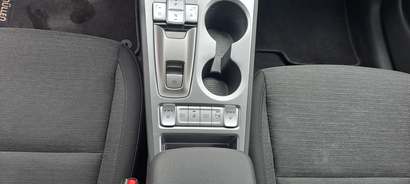 Hyundai Kona, снимка 9 - Автомобили и джипове - 56509803