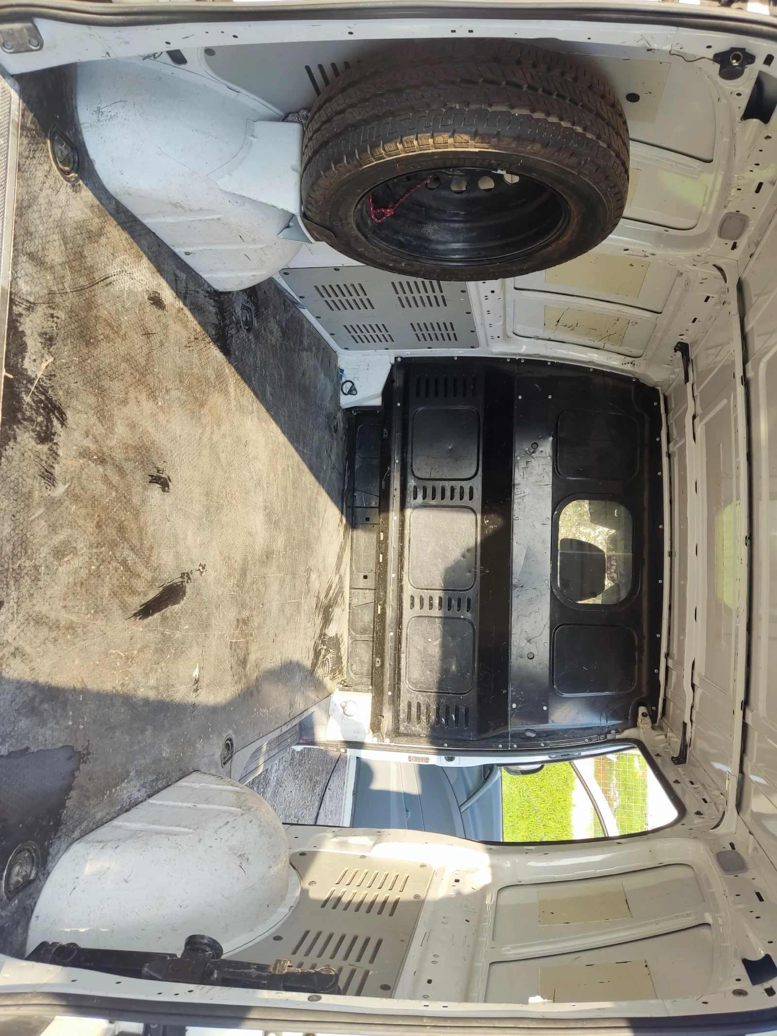 Mercedes-Benz Vito 109 CDI, снимка 7 - Бусове и автобуси - 54136803