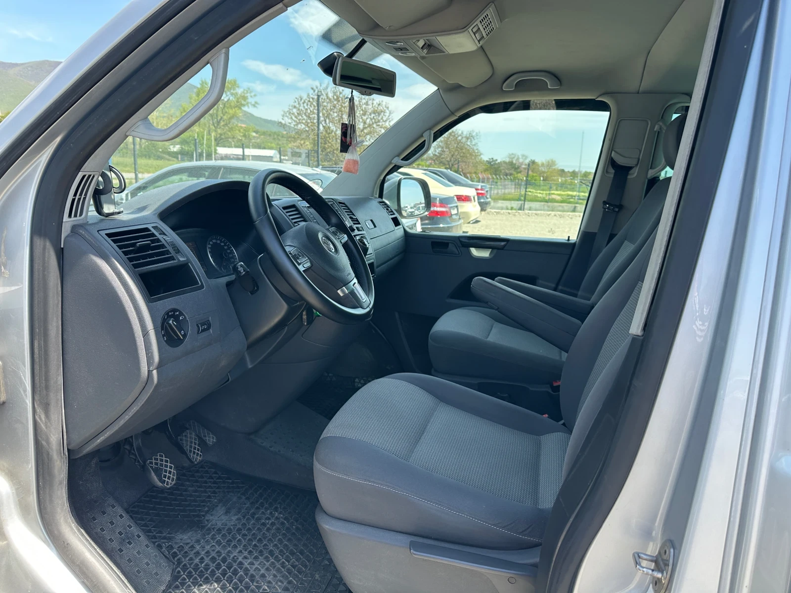 VW T5 CARAVELLE* 8+ 1* ����� ����* 140�.�* ����������� | Mobile.bg � ����������� 9
