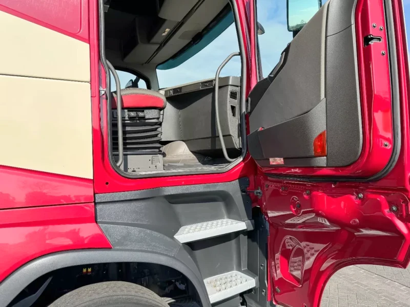 Volvo Fh  460 8x2 Euro 6 HMF 5020 K6+ JIB FJ 1000- 34 МЕТРА, снимка 13 - Камиони - 50103840