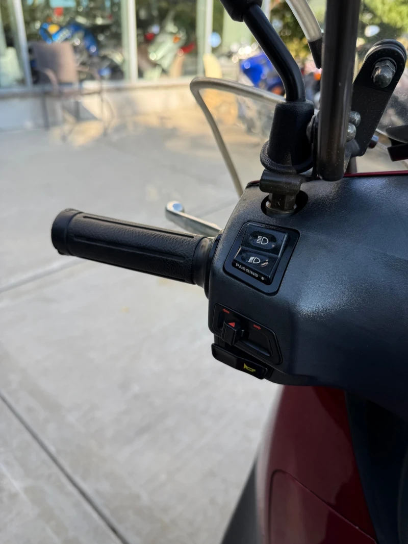 Honda Sh 150 I PERFEKTEN , снимка 11 - Мотоциклети и мототехника - 51618611