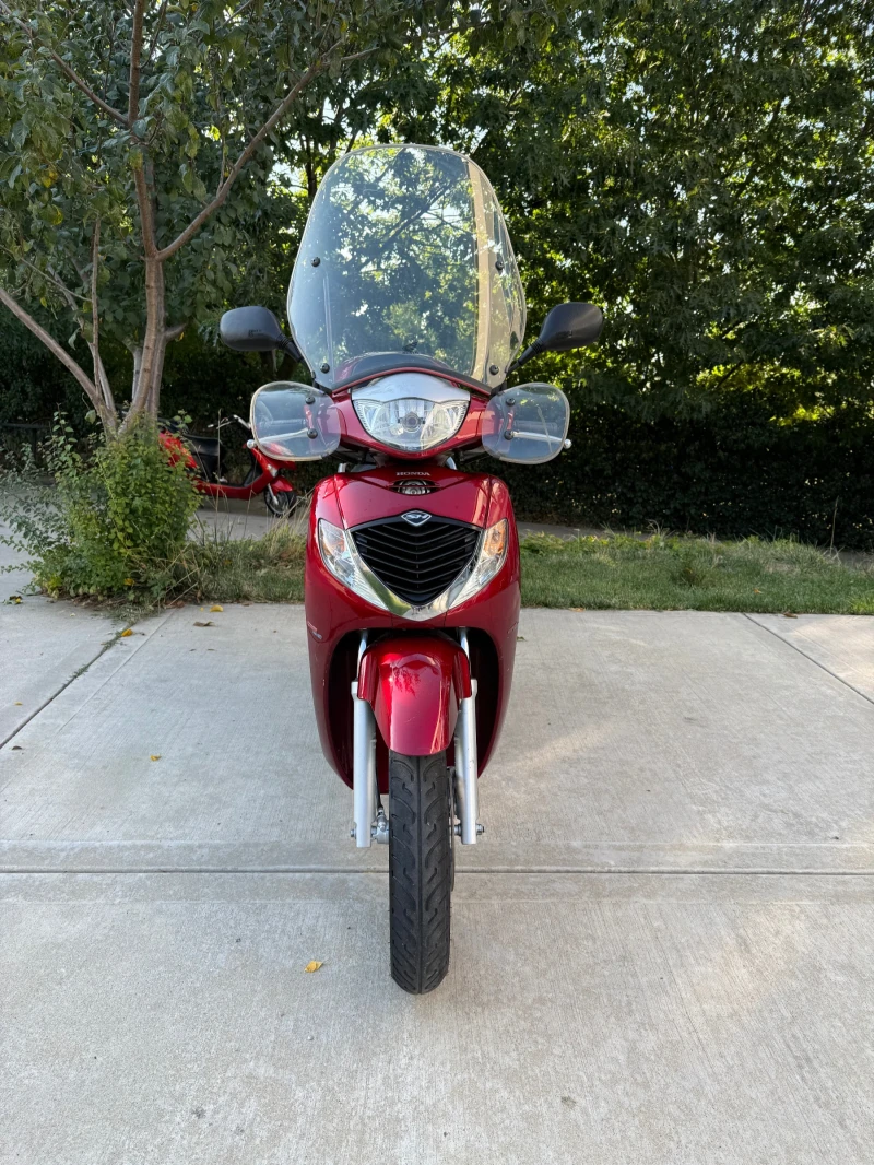 Honda Sh 150 I PERFEKTEN , снимка 3 - Мотоциклети и мототехника - 51618611