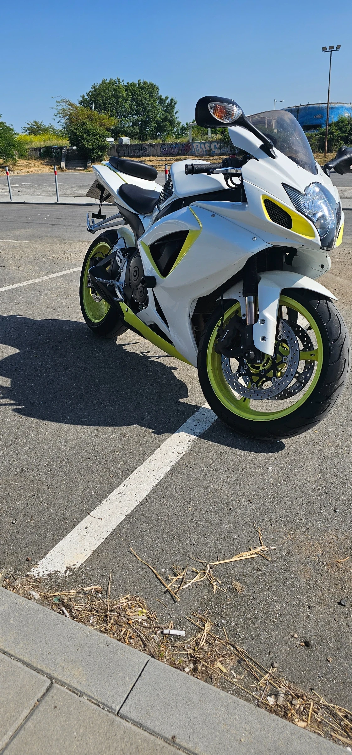 Suzuki Gsxr K6 750 - изображение 8