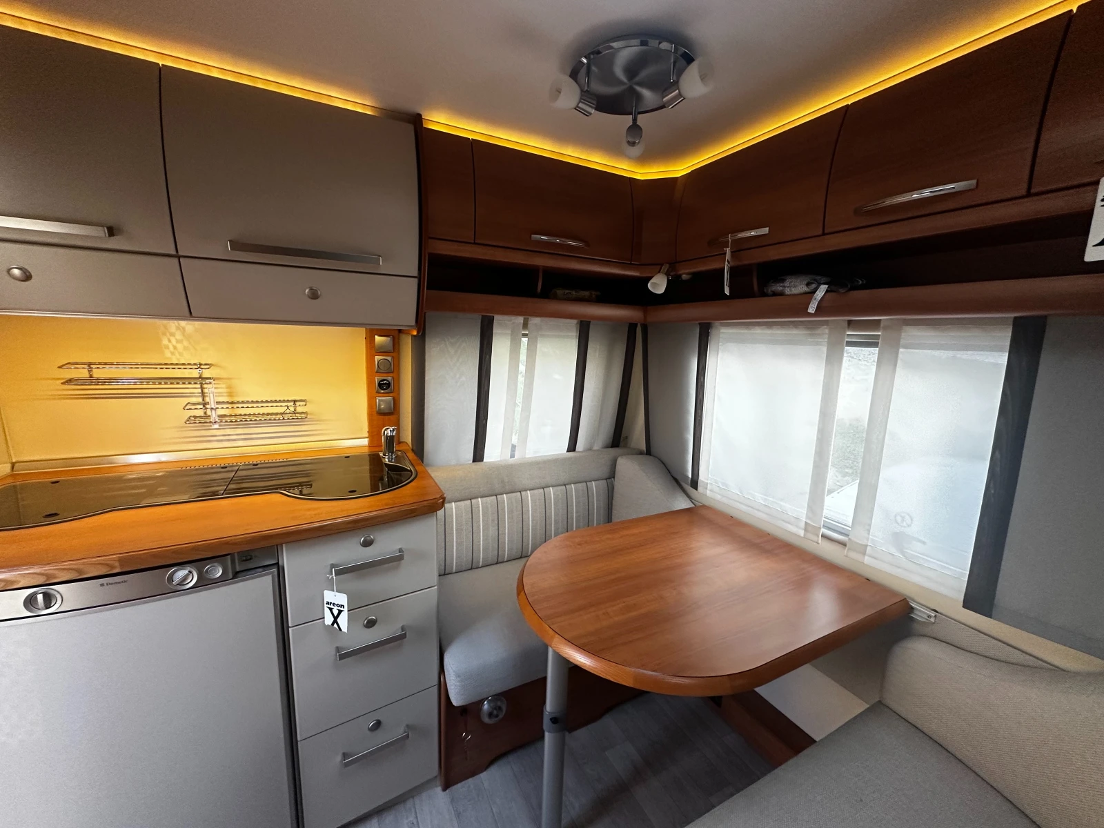 Каравана Fendt bianco, снимка 13 - Каравани и кемпери - 54223033